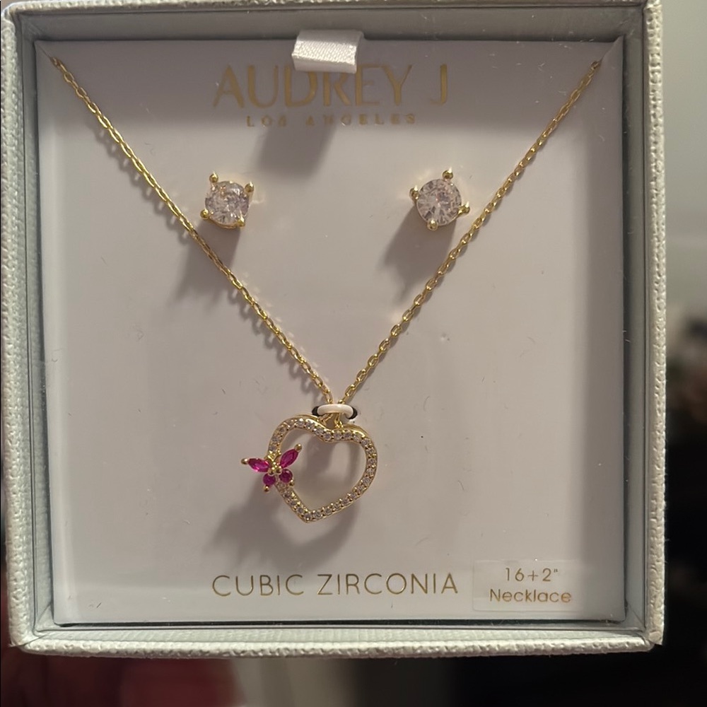 audrey Gold and Pink Necklace with Heart Pendant